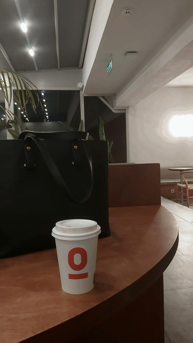 Şehzadebaşı Camisi sizde beyler 👑
Espressolab kahve tatlı işi bizde 💎
#Espressolab