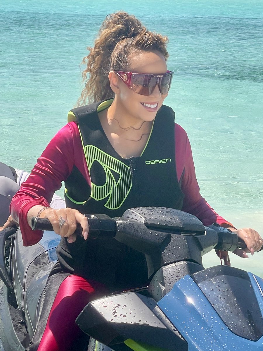 Thank you lambily for the anniversary wishes and for always making me so happy!!! just got back from jet skiing ala “Honey” video, chat witcha laterrr 🦋❤️
