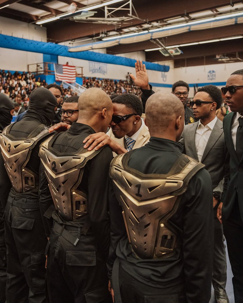 HBCUBuzz's tweet image. Meet the newest brothers of Alpha Phi Alpha at Hampton University! 🤙🏾 ‘Kuzima Na Ufufuo’ – The Extinction &amp;amp; Rebirth. Let’s show them some love!  🖤 #HBCU #HBCUBuzz  #AlphaPhiAlpha #HamptonUniversity 📸: @maalik.visuals @hamptonualphas