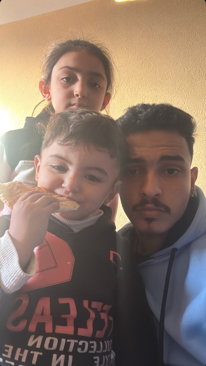All7m_Mahmou14d's tweet photo. PLEASE DON'T SKIP ME :((

My account has been restricted, 
So, my gfm doesn't appear to everyone! 
Please support my family gfm !!
by sharing and quoting and donating 💔🙏🏻🚨

Please, Leave a comment 🇵🇸 or 🍉
https://t.co/KuoPTwynPu https://t.co/OWVCQiRhnD