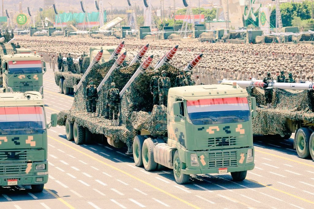 Husseinn41699's tweet image. اگر از هدف قرار دادن تل آویو حمایت می کنید، همانطور که دیشب اتفاق افتاد، نظر خود را «بله» اعلام کنید یا دست خود را بالا ببرید.🖐