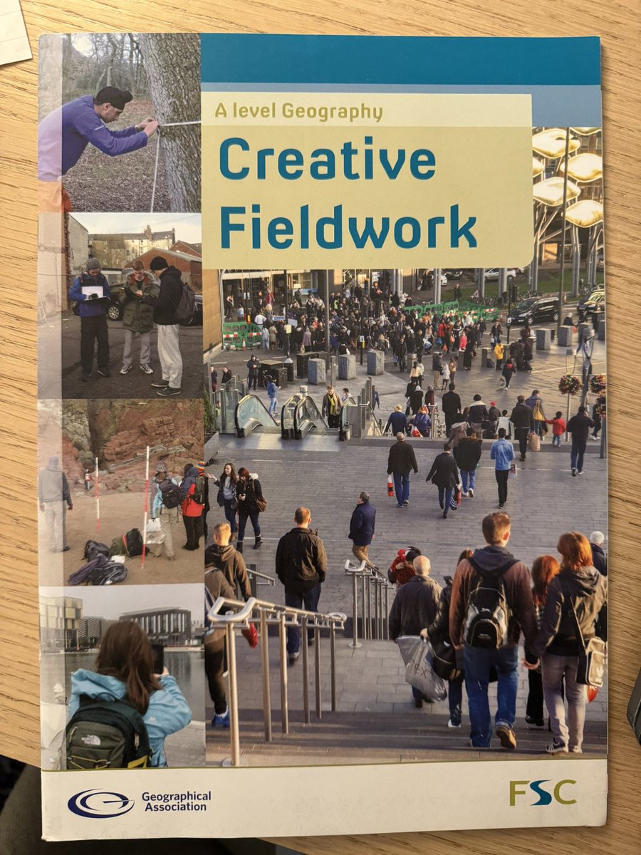 How to design a sampling framework for their own photographs &amp; those found online ALWAYS proves tricky for our 6th formers completing their NEA so I’m super pleased to have stumbled across this excellent graphic during an evening of fieldwork planning! 📸📝👩🏻‍💻