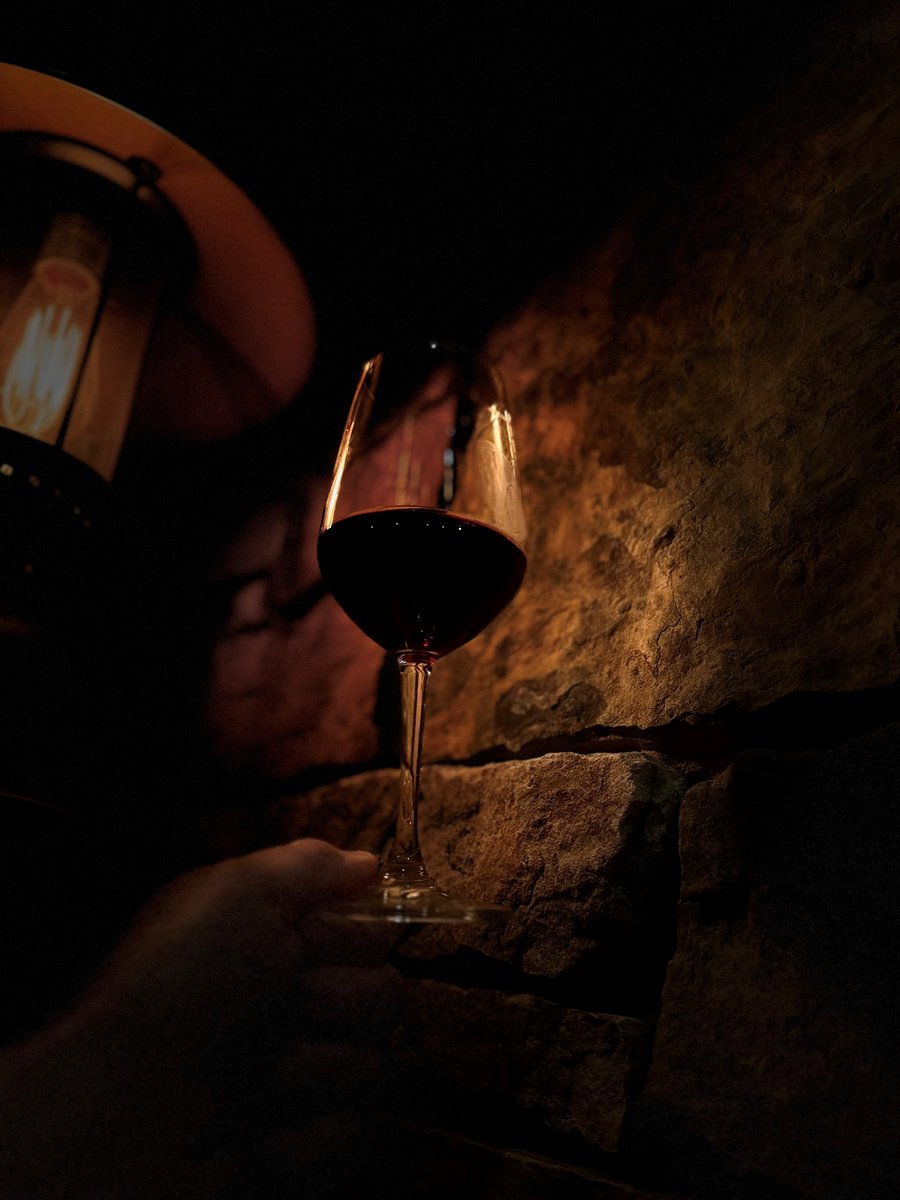 CH_Winery's tweet photo. If you missed our first Barrel Room Reserve Tasting this past Friday, don't worry - we have one more planned.  Tomorrow Friday March 28th from 6-8 pm, you can try 5 of our reserve wines for just $12!

Please note regular tastings are not available during this time. https://t.co/vRyLiJ6h3e
