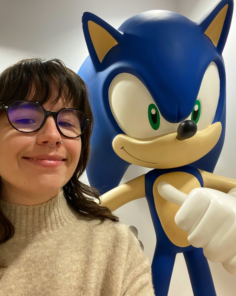 alexa bowers tweet media