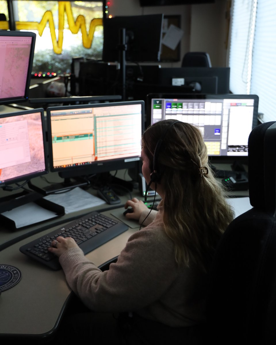 SLOSheriff's tweet image. Every second counts. Every call matters. Our dispatchers make a difference every day. 💛🎧

#911Dispatch #SLOSheriff #Dispatcher #AlwaysOnDuty