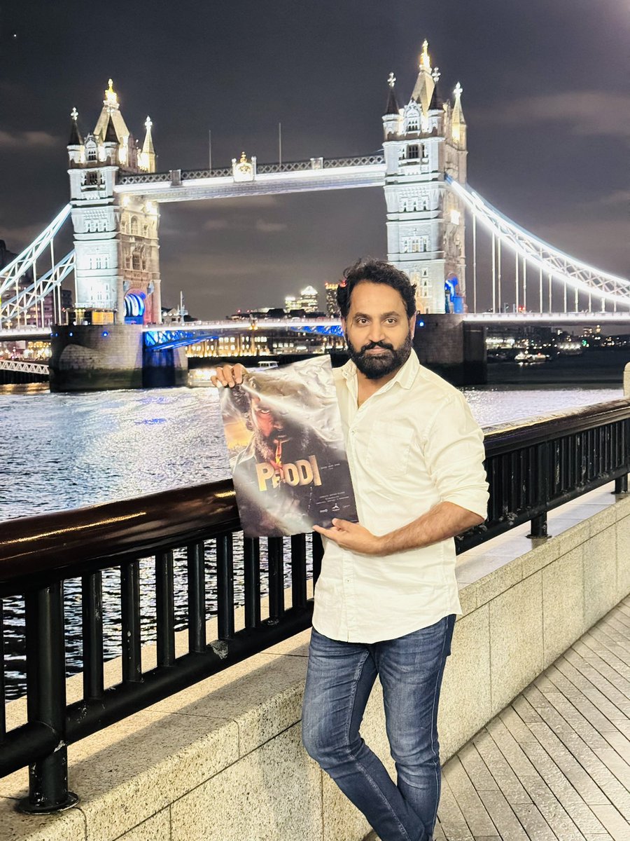 lordshivom's tweet image. Global Star #RamCharan𓃵’s 40th birthday celebrations at Tower Bridge, London!!

Once again wishing you a very happy birthday, dear @AlwaysRamCharan 💐❤️‍🔥 

Stay blessed and healthy Simba! 🤗

#RamCharanBDayCelebrations #HBDRamCharan #Peddi #RC16