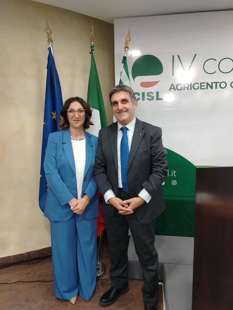 CislSicilia's tweet photo. Congratulazioni a @CarmelaPetrali1 riconfermata segretaria generale @CislAgclen. Riconfermati come componenti di segreteria Filippo Bartolotta e Paolo Ottaviano https://t.co/W1SinkdCik