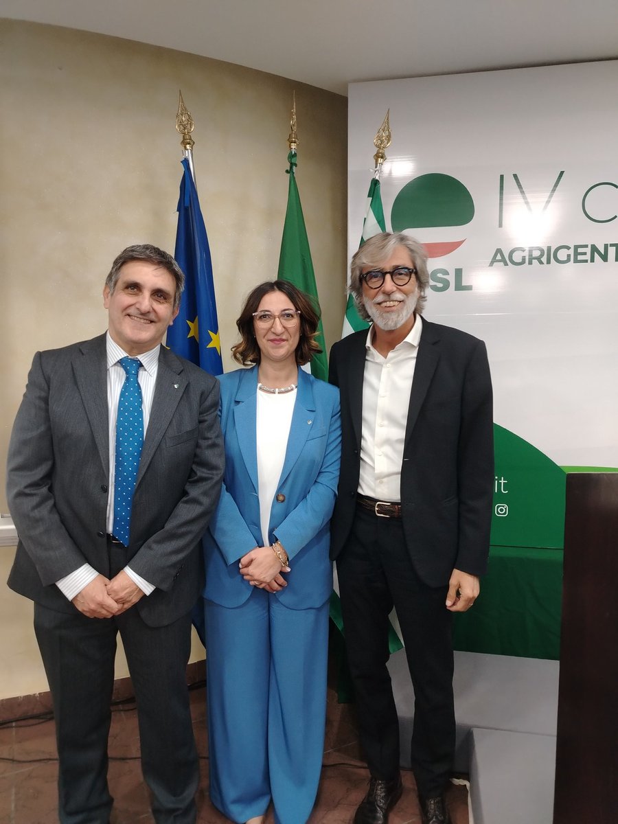 CislSicilia's tweet photo. Congratulazioni a @CarmelaPetrali1 riconfermata segretaria generale @CislAgclen. Riconfermati come componenti di segreteria Filippo Bartolotta e Paolo Ottaviano https://t.co/W1SinkdCik