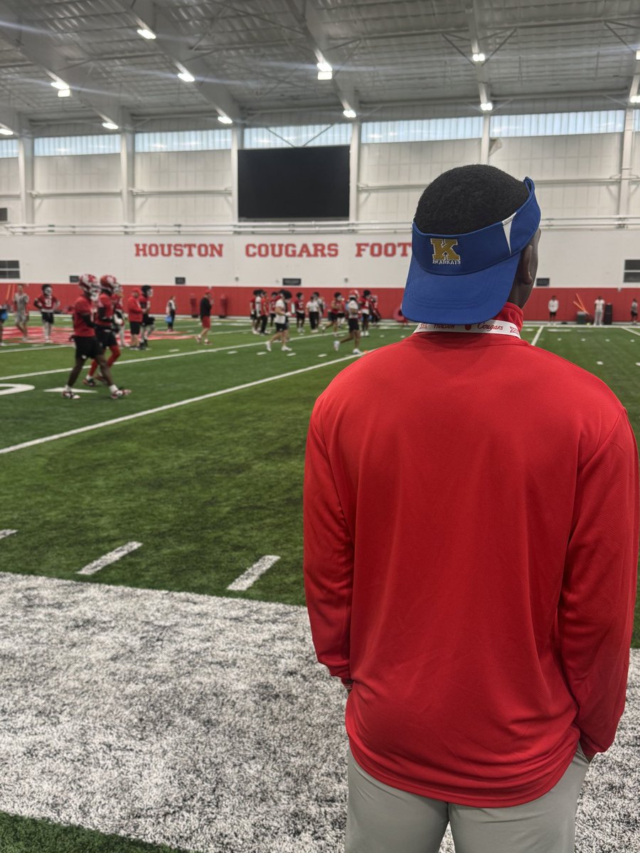 DyShon Washington Jr. (@jrdyshon) on Twitter photo Thanks <a href="/UHCougarFB/">Houston Football</a> for a great visit today. I will definitely be back soon. #GoCoogs <a href="/CoachWEFritz/">Coach Willie Fritz</a> <a href="/CoachJCY/">Josh Christian-Young</a> <a href="/Matt_Ungie/">Matt Ungashick</a> <a href="/wesley_fritz/">Wes Fritz</a> <a href="/Casey_Smithson/">Casey Smithson</a> <a href="/jarrettbailey12/">Jb⁶𓅓</a> <a href="/coachcodutti/">Coach Codutti</a> <a href="/jackson_dip/">Jackson DiPasquale</a> <a href="/KleinFootball25/">Klein High Football #TheMothersh1p</a> #TheMothership Thanks <a href="/UHCougarFB/">Houston Football</a> for a great visit today. I will definitely be back soon. #GoCoogs <a href="/CoachWEFritz/">Coach Willie Fritz</a> <a href="/CoachJCY/">Josh Christian-Young</a> <a href="/Matt_Ungie/">Matt Ungashick</a> <a href="/wesley_fritz/">Wes Fritz</a> <a href="/Casey_Smithson/">Casey Smithson</a> <a href="/jarrettbailey12/">Jb⁶𓅓</a> <a href="/coachcodutti/">Coach Codutti</a> <a href="/jackson_dip/">Jackson DiPasquale</a> <a href="/KleinFootball25/">Klein High Football #TheMothersh1p</a> #TheMothership