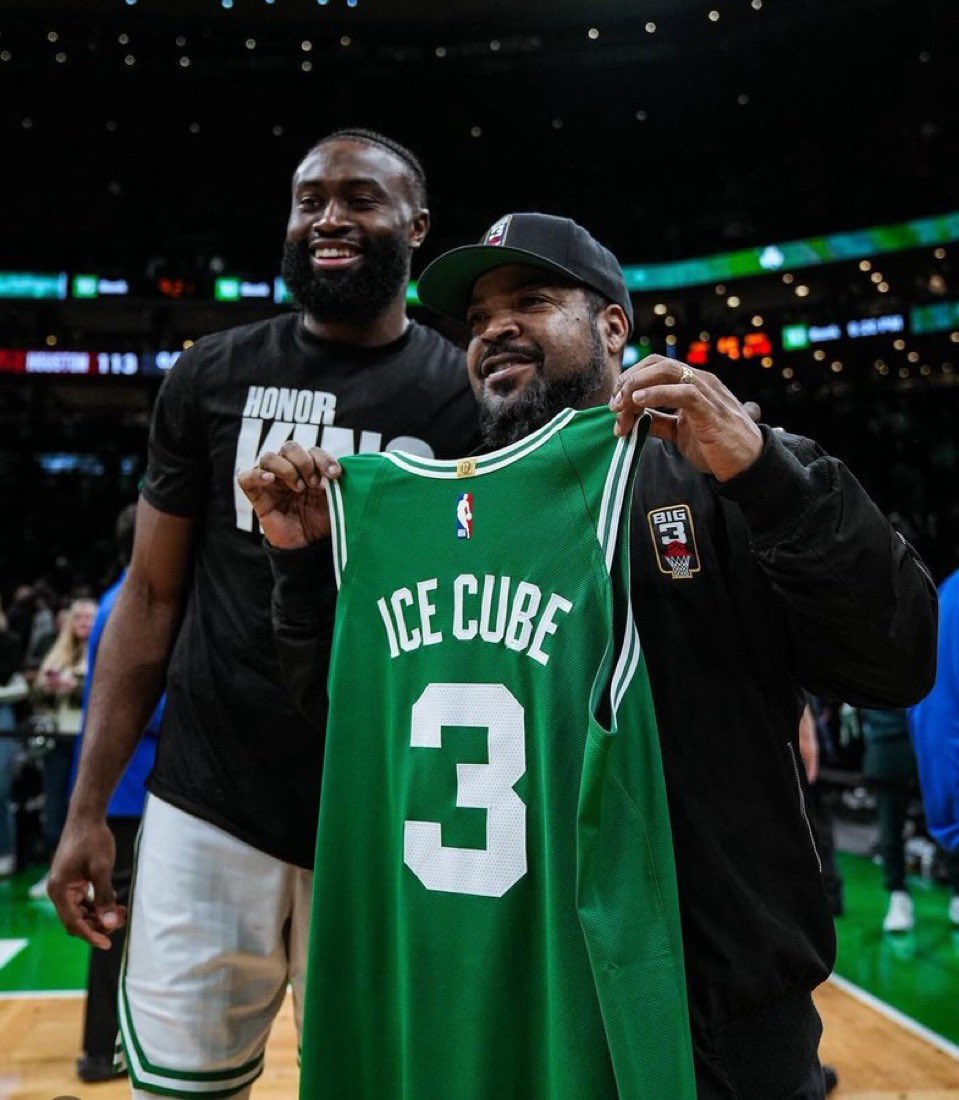 MEZ 🏁 (@mezwav) on Twitter photo 