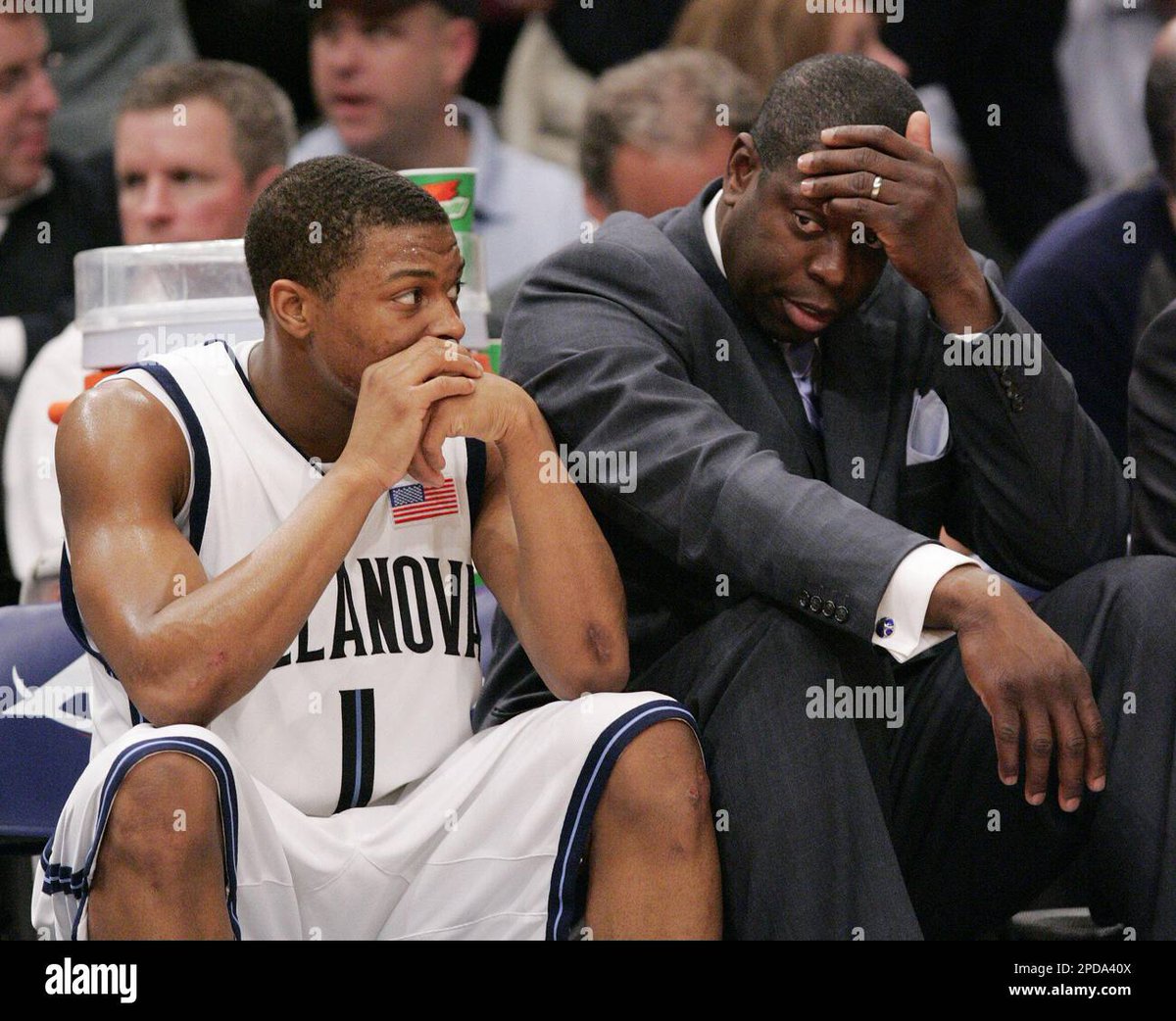 TheoBrizzoun's tweet photo. #EDPinckney was Most outstanding player when Villanova shocked #1 ranked Georgetown & won the #NCAATitle. The #Bronx native played 12 years in NBA & was an Assistant coach Nova & 3 NBA teams @HoopsAnalyst #HappyBirthday ED Pinckney https://t.co/GOLvEByq1S