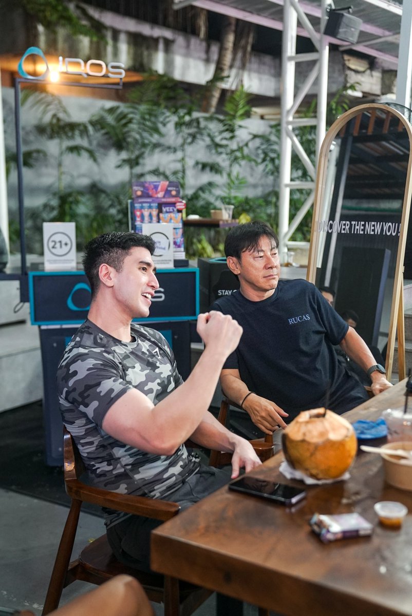 BramastaVerrell's tweet photo. Post Ifthar activity 🇮🇩🇰🇷 https://t.co/AXfvfBiPwB