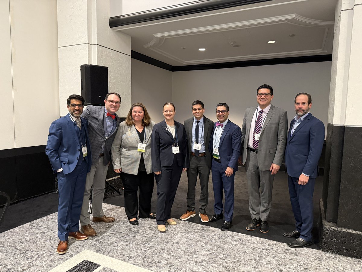 Maker_MD's tweet image. Great to contribute to two great sessions discussing pancreatic cysts #IPMN @#AHPBA2025 New biomarkers, biology, surveillance, surgery, and management - including the Research committee’s well-run symposium. Great to learn from our colleagues!