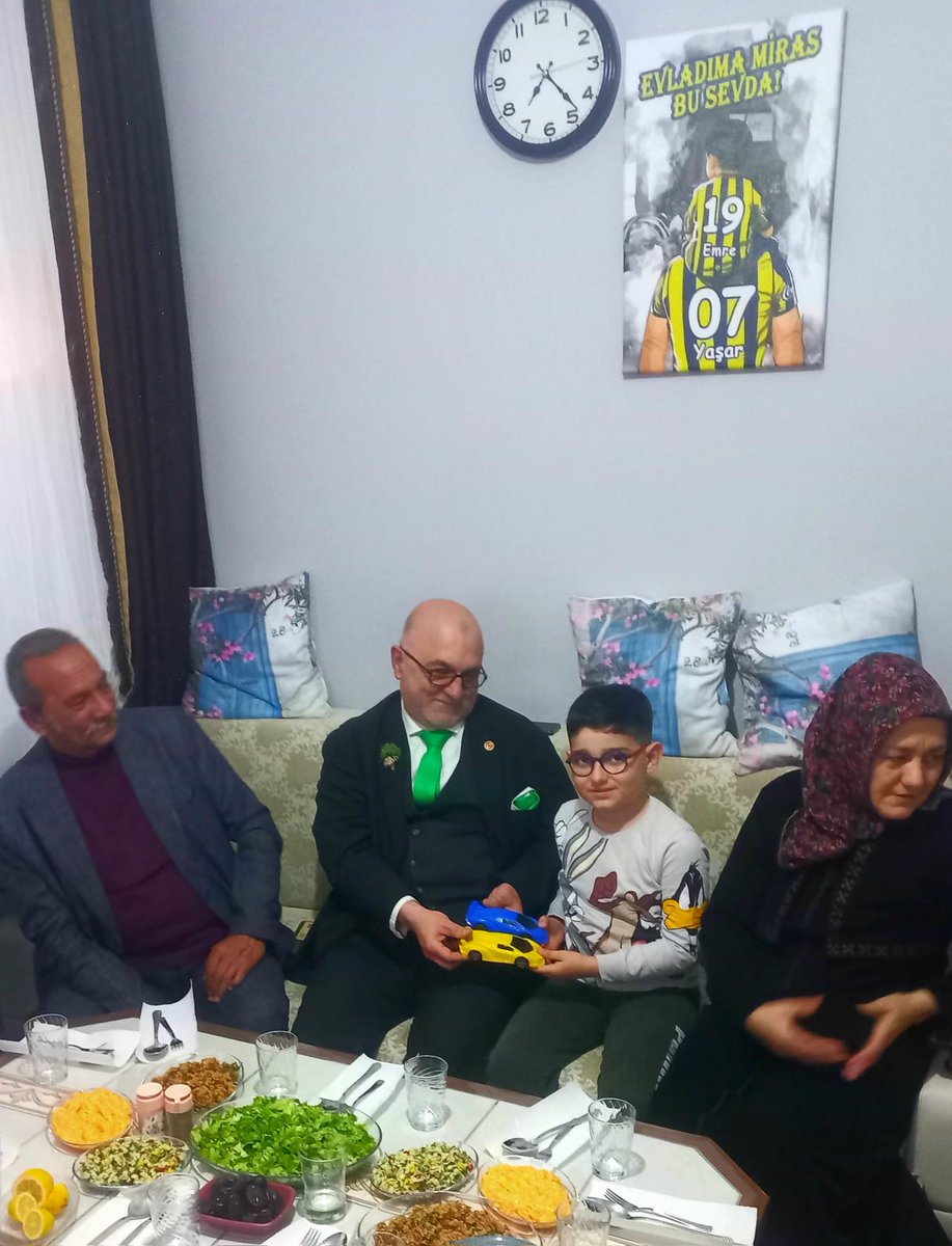 #İstanbuldaBereket 
<a href="/AKBeyoglu/">AK Parti Beyoğlu</a>
<a href="/akpartiistanbul/">AK Parti İstanbul</a>
El eleleyiz gönül gönüleyiz!