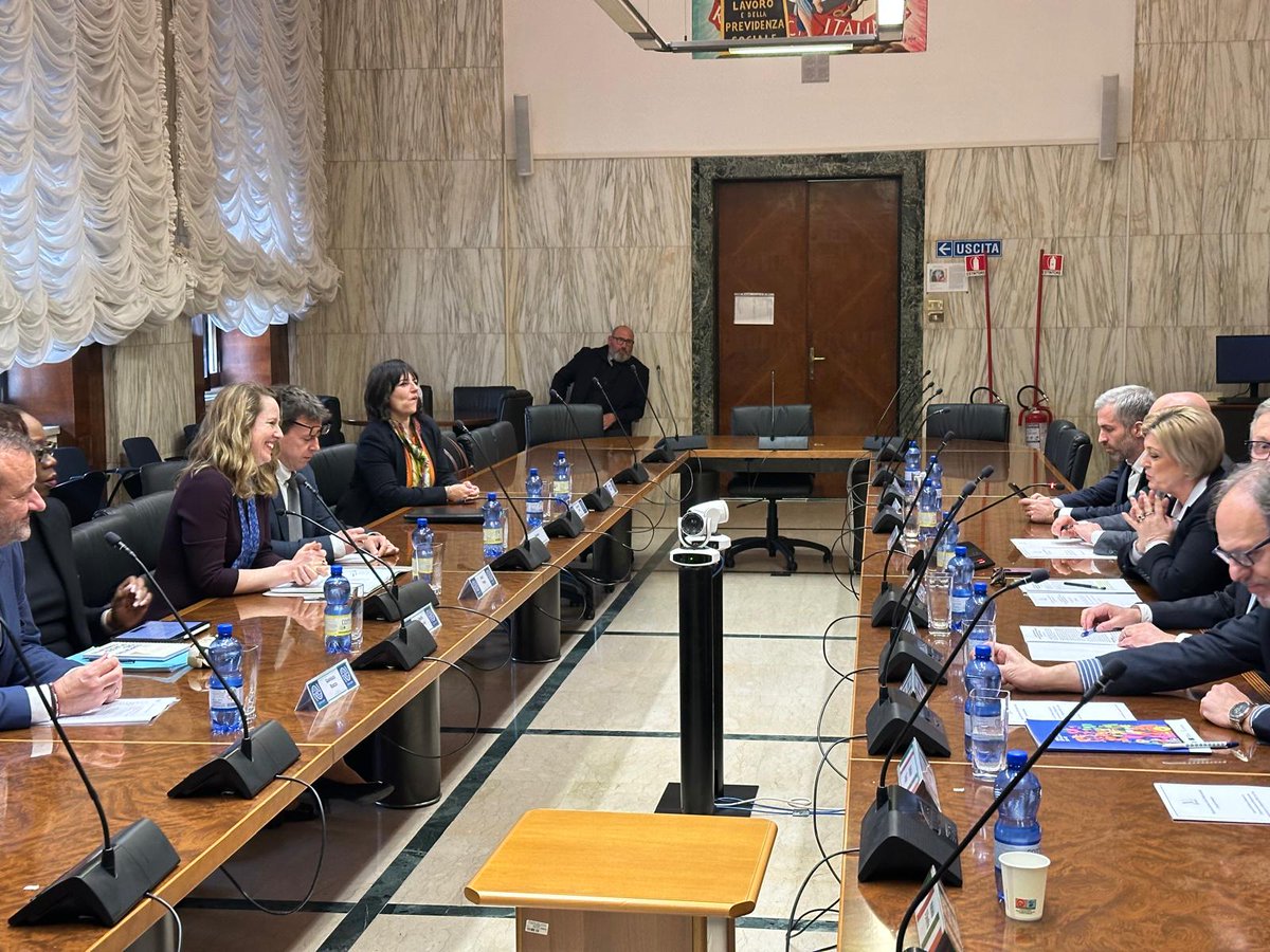 Promising exchange with Italy <a href="/MinLavoro/">Ministero Lavoro</a>'s Minister Marina Calderone and her team today in Rome. 

IOM is committed to helping Italy address labor shortages, promote regular pathways, ensuring ethical recruitment and help migrants integrate into communities.