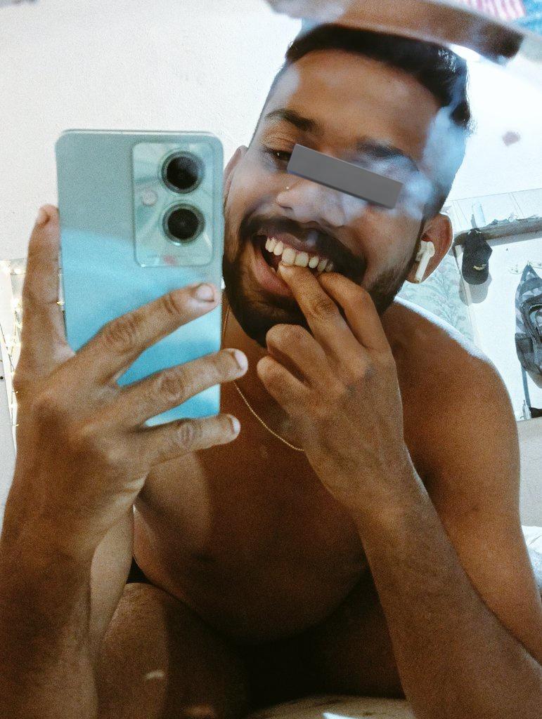 pLum.🍒 tweet media