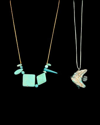 BlkCatCreat63's tweet photo. 🌸Spring fling with handmade bling! 🐈‍⬛ Black Cat Creations has the perfect jewelry to brighten your day. Macrame magic, crochet cuteness, and designs for all ages! Treat yourself at https://t.co/7jquW9RRmG! #HandmadeGoods #ShopLocal #SpringVibes #Accessorize https://t.co/DfrlqWN1qf