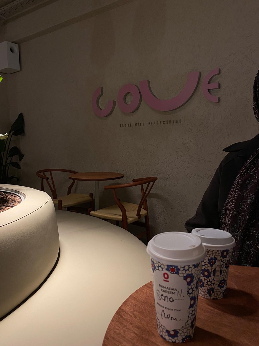 İstanbul'dan çok ağır misafirim geldi.
Mevzular derin,gündem yoğun.