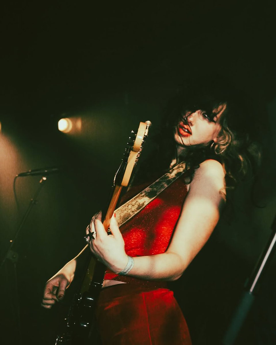 HotWax (@hotwaxbandd) on Twitter photo THANK YOU BERLIN!!! A highlight from the EU tour 👄 <a href="/roughtradeEU/">Rough Trade Europe</a>
Photos by Phils Konzerte THANK YOU BERLIN!!! A highlight from the EU tour 👄 <a href="/roughtradeEU/">Rough Trade Europe</a>
Photos by Phils Konzerte