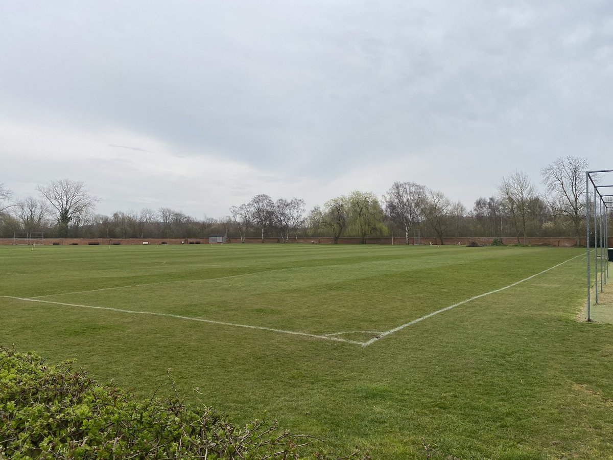 At home again on Saturday and this time against @highwaymen_u23s Newark and Sherwood U23’s.

Huge match in the closing stages of the season.

Pitch looking in great shape and the bar will be open for afterwards.
#nsl #groundhopping