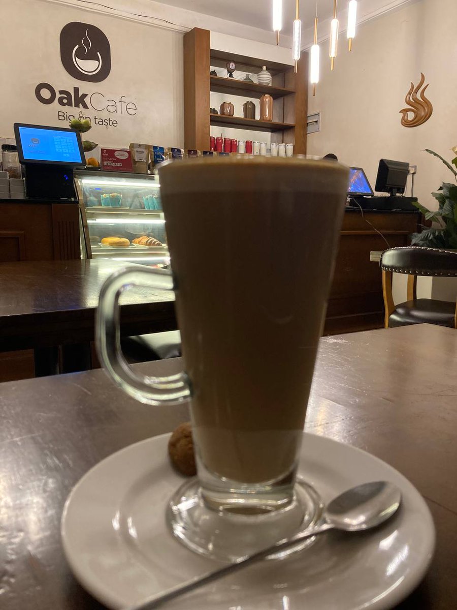 CoffeeBreakUg's tweet image. The night is still young...and cold. Powering up via @OakCafe_UG #CoffeeLove