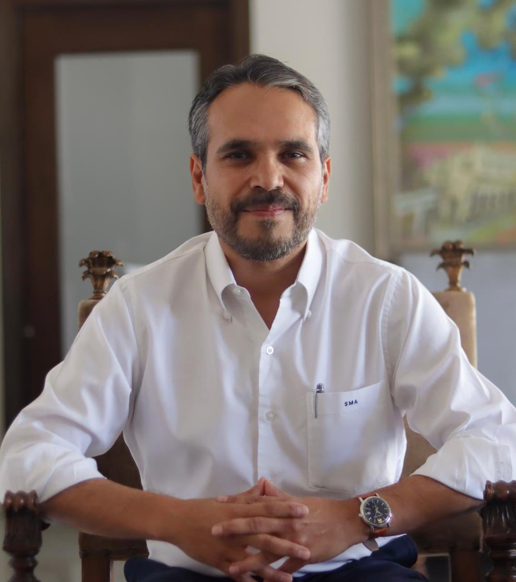 sinaloanews's tweet image. Sergio Mario Arredondo es reinstalado en la UAS tras su destitución injusta en 2023

sinaloanews.mx/sergio-mario-a… @sergiomarioa