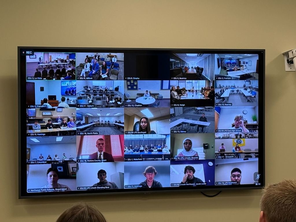 ESU6_NE's tweet photo. Today ESU 6 was proud to host students from York, Malcolm, Shickley, Seward, and Norris for the Governor’s virtual Student Leaders event!   #NebraskaFuture #YouthLeadership https://t.co/PR0ht60amy