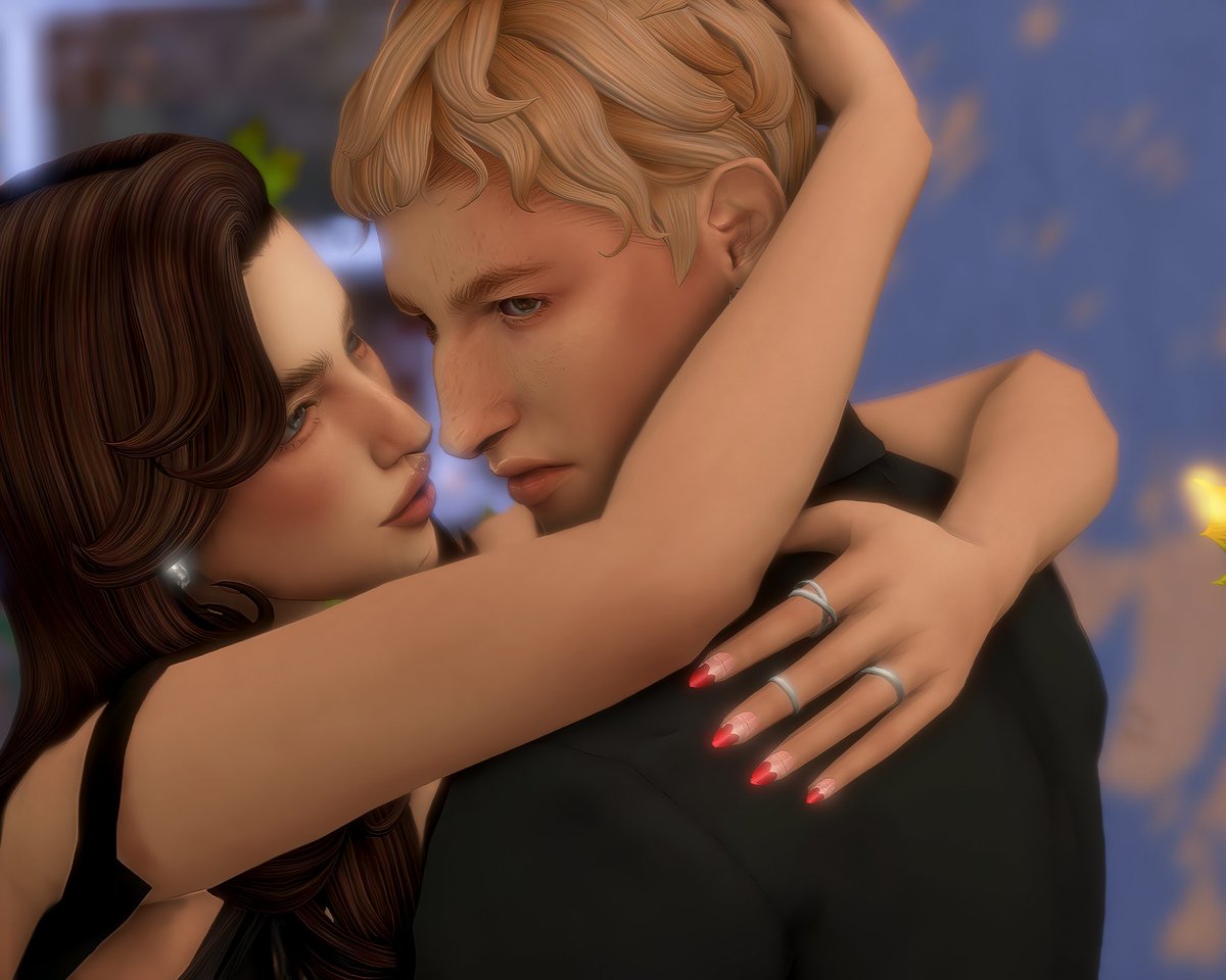 solossims's tweet image. i'm still at the restaurant