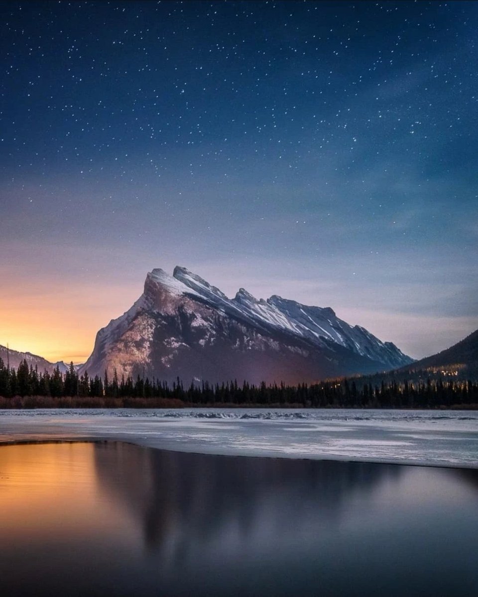 danschyk's tweet photo. Vermilion Lakes, Banff https://t.co/fzQlPYWwib