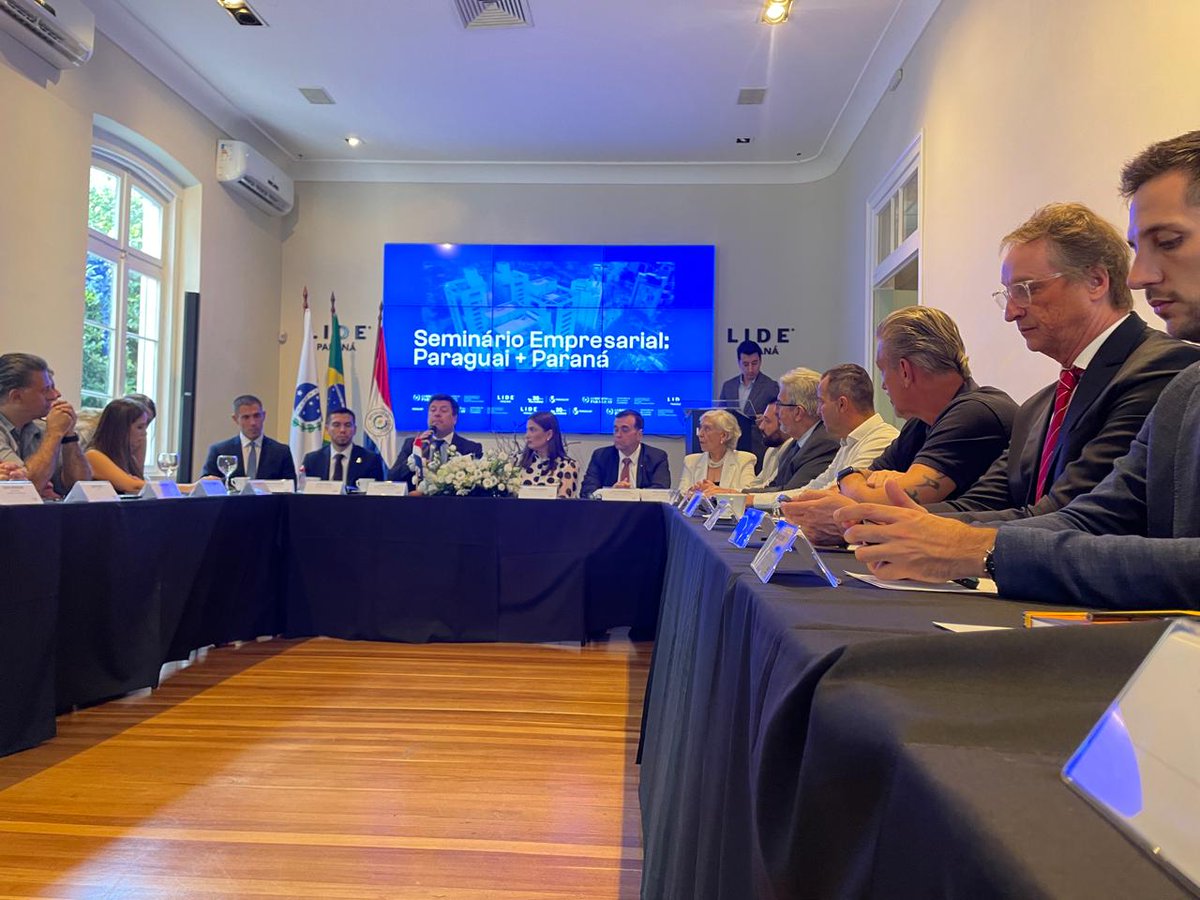 MIC_PY's tweet image. #MIC | @REDIEXParaguay anuncia agregado comercial en Curitiba para fortalecer lazos con el Estado de Paraná
🇵🇾🤝🇧🇷
Leé más en:🔗goo.su/mQdtKda
#GobiernoDelParaguay