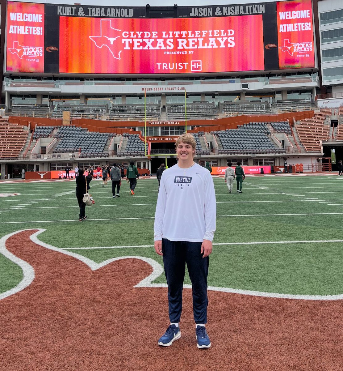 Reid (@reiddeede) on Twitter photo Proud of my big bro competing (Javelin)at one of the most prestigious NCAA track meets of the year-Texas Relays
<a href="/trentash27/">Trent Ash</a> <a href="/eastonbarrett11/">easton barrett</a> <a href="/WillBar84663405/">Will Barrett</a> <a href="/junior_lauaki/">Naulivou Lauaki Jr.</a> Proud of my big bro competing (Javelin)at one of the most prestigious NCAA track meets of the year-Texas Relays
<a href="/trentash27/">Trent Ash</a> <a href="/eastonbarrett11/">easton barrett</a> <a href="/WillBar84663405/">Will Barrett</a> <a href="/junior_lauaki/">Naulivou Lauaki Jr.</a>