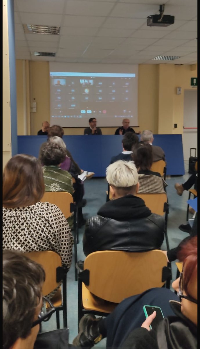tosiclaud's tweet photo. L’incontro  con i Dipendenti delle Aler di Brescia Cremona e Mantova ha chiarito quanti e quali sono i vantaggi nella adesione  al fondo Complementare di Previambiente. Alla base della discussione anche gli effetti delle ultime leggi di Bilancio Lo SPI CGIL c’è!! https://t.co/w0JhTWG1K6