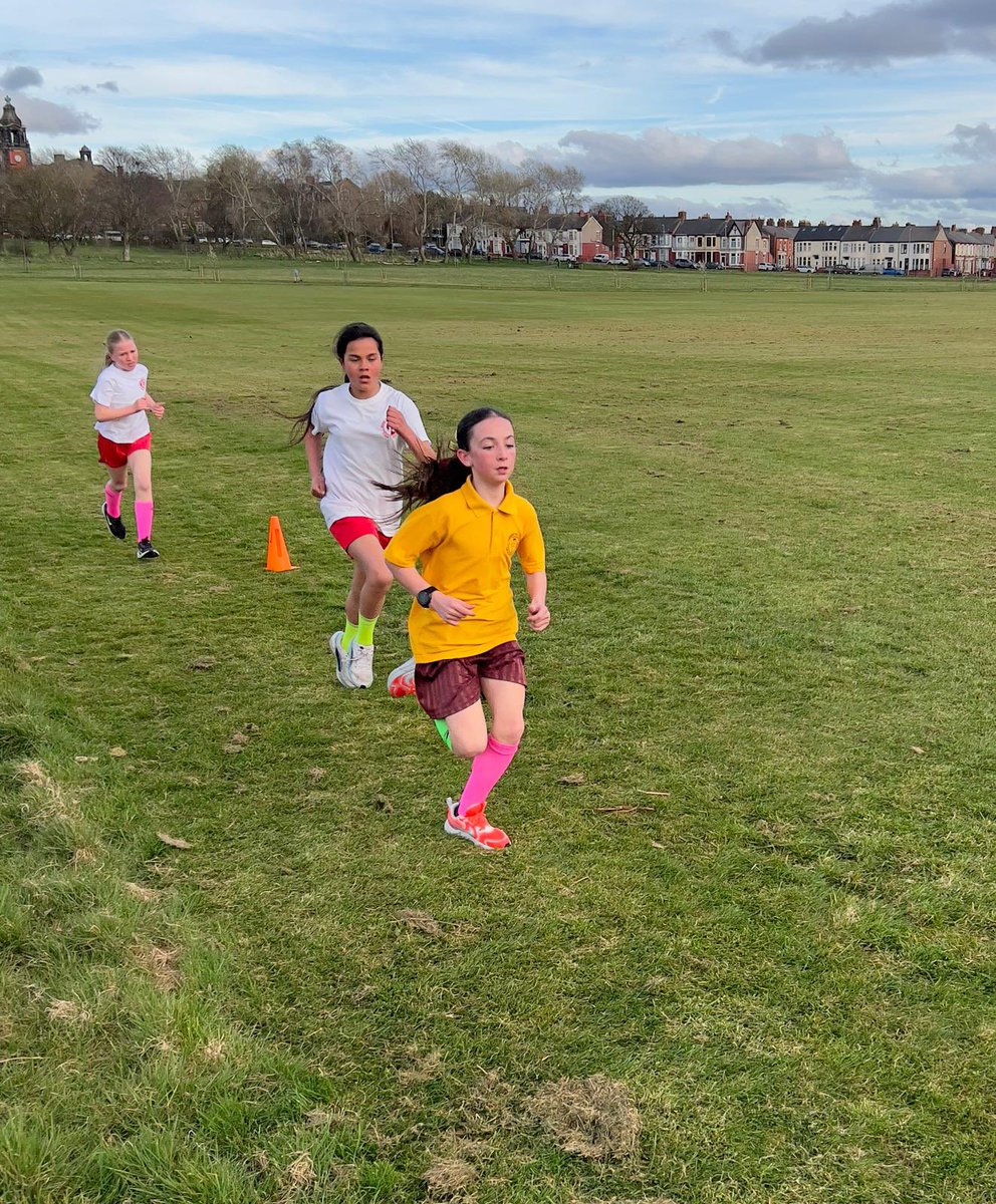 vfearnehough1's tweet photo. And that’s a wrap. Holly raced her final @CTKLiverpoolPE  xc race today and came 3rd across the city. She received an award for the best y6 girl in intermediate schools getting 9 points all season. Wow. Absolutely amazing! @CTKLiverpool_HT  @PrimaryRunning https://t.co/1avS4wXnai