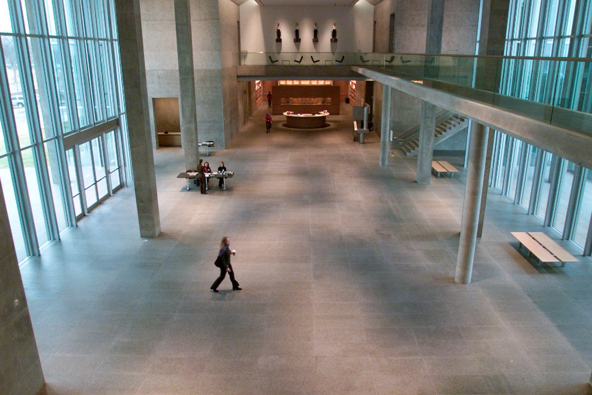 Fort Worth police return seized art, drop investigation into alleged child porn at museum lonestarlive.com/news/2025/03/f…