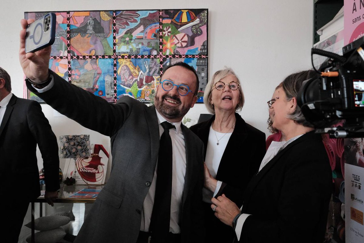 Renforcer l’offre de soins, moderniser nos hôpitaux, garantir un accès rapide et de qualité à tous : c’est toute l’ambition que je porte pour la santé des Français.

Dans l’Allier, deux projets majeurs viennent illustrer cette dynamique : 

➡️ Au centre hospitalier de