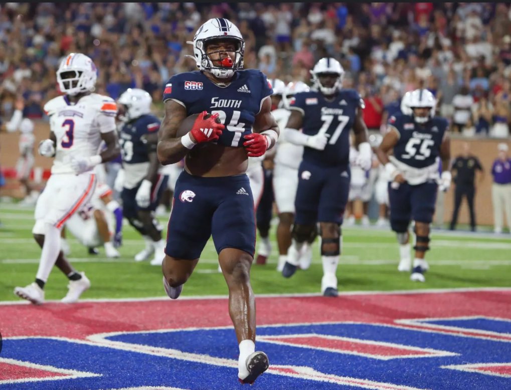 Will be down in Mobile  Today at South Alabama <a href="/SouthAlabamaFB/">South Alabama Football 🏈</a>  <a href="/CoachTravv850/">Travis Gordon</a>  <a href="/CoachJohnson813/">Coach Johnson</a>  <a href="/RussellEllingt4/">Russell Ellington</a>