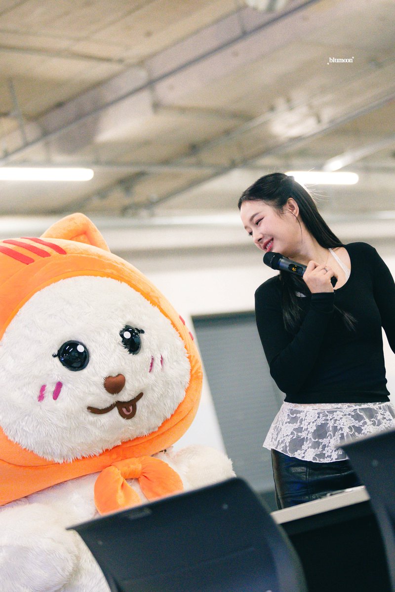 เมิฟได้ใครมา = 

BOOK FAIR25 WITH ML            

#BKKIBF2025xMilkLove  
#MilkPansa