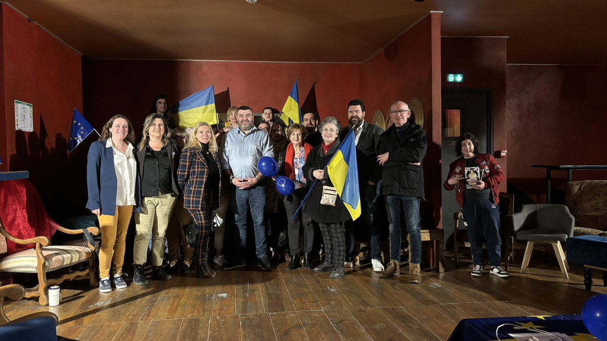 Merci <a href="/JDecerle/">Jérémy DECERLE</a> pour cette soirée sous le signe de l’Ukraine et de l’Europe. 
Merci Julia Todua pour son intervention et son récit sur l’Ukraine ! 🇺🇦🇪🇺🇫🇷