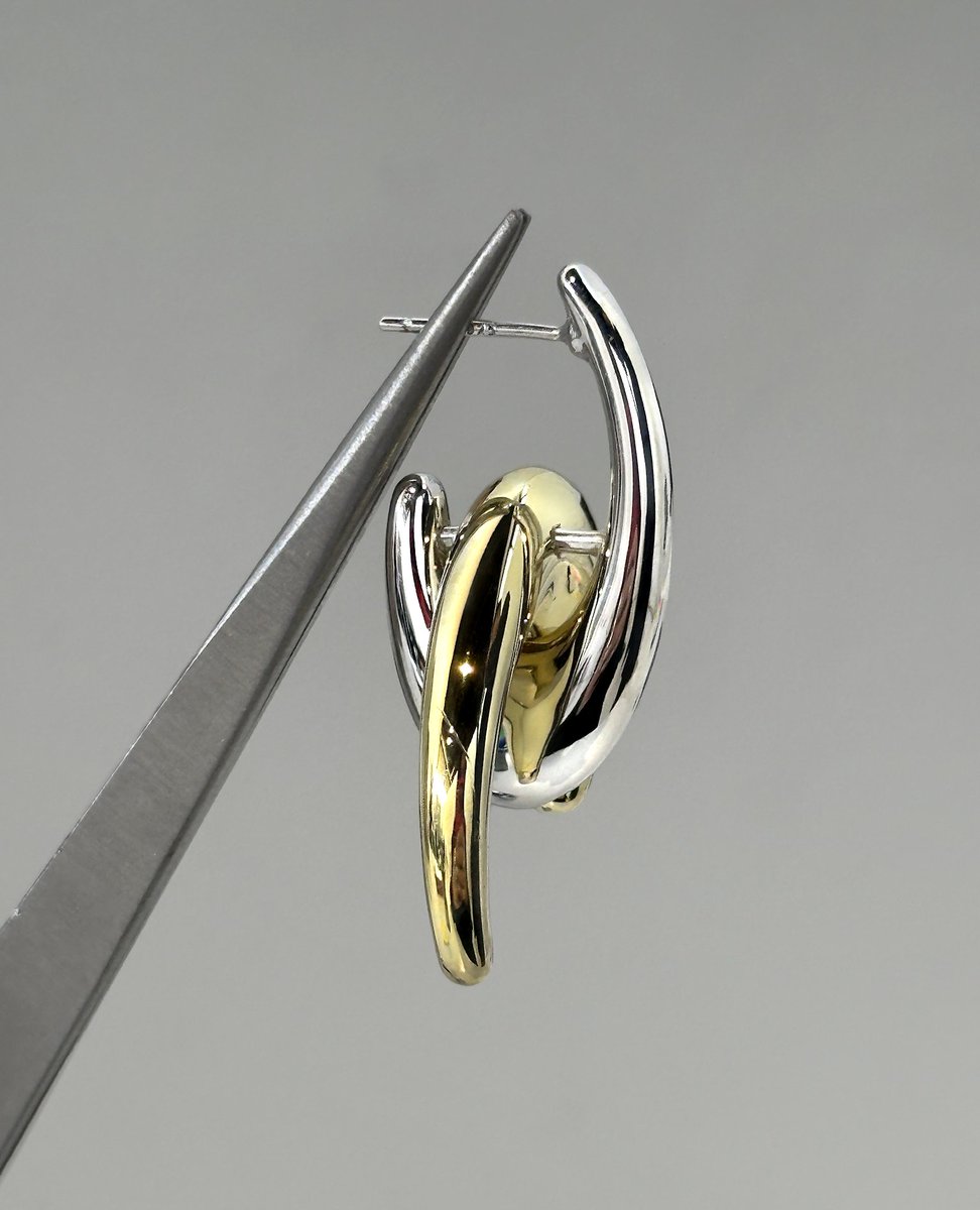 steffeleoff's tweet photo. Stargazing 🔭🌟 Cosmic Earrings Launching 03.31 on https://t.co/RXC1giaogG https://t.co/ptIuFg0ZNd