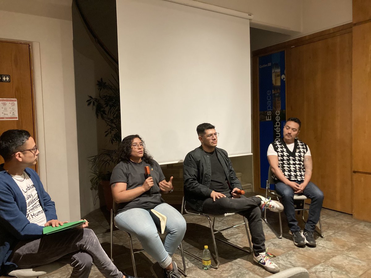 QuebecMX's tweet photo. ¡Gracias a todas las personas que asistieron ayer a la proyección del documental quebequense ‘Éviction’ y al conversatorio organizado por @YaajMexico ! Desde la @QuebecMX seguiremos fomentando los espacios seguros para todas, todos y todes ⚜️🏳️‍🌈🏳️‍⚧️ https://t.co/lqnSA5vCjh