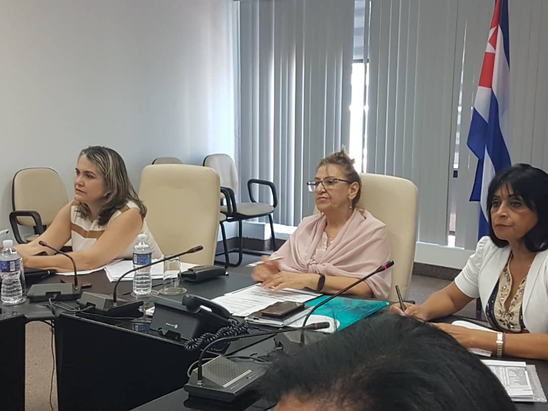 Elecciones_Cuba's tweet photo. #AHORA por videoconferencia el #CENCuba 🇨🇺 analiza el control al Registro de Electores y el cumplimiento de la Resolución Conjunta. 
Se aborda un tema medular que incide en el mejor desarrollo de los procesos electorales que se realizan en la actualidad. 
#JuntosPorLaDemocracia https://t.co/U5NsPm7TVN