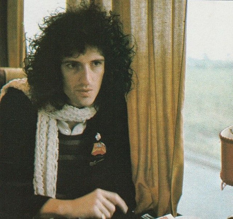 ForeverCandies's tweet photo. #Queen #BrianMay https://t.co/mgLCjaI3UT