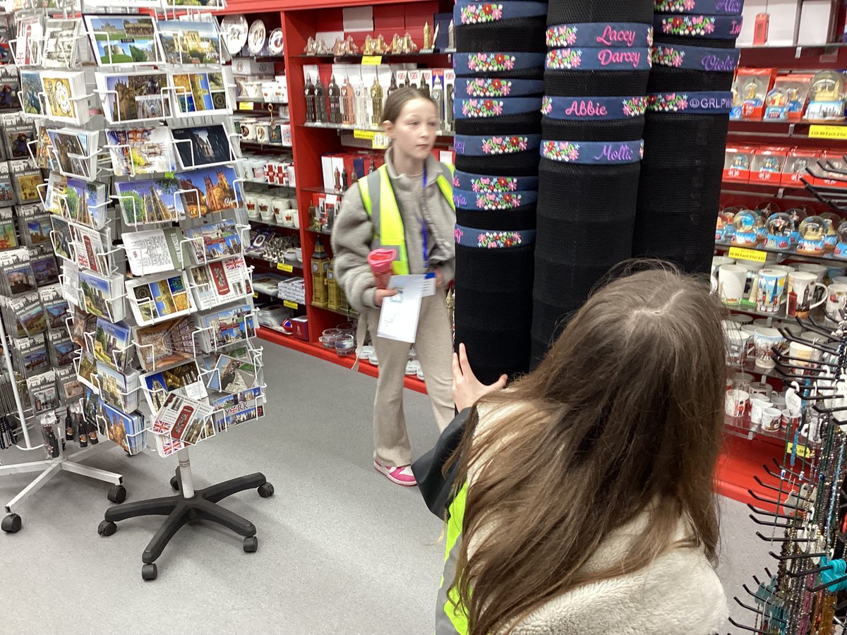 halebank_sch's tweet photo. Real life Maths problems (and a bit of retail therapy) with our spending money 💷 in  York  #HBmaths #HBBeech #HBOak https://t.co/9Aqc75ePLi