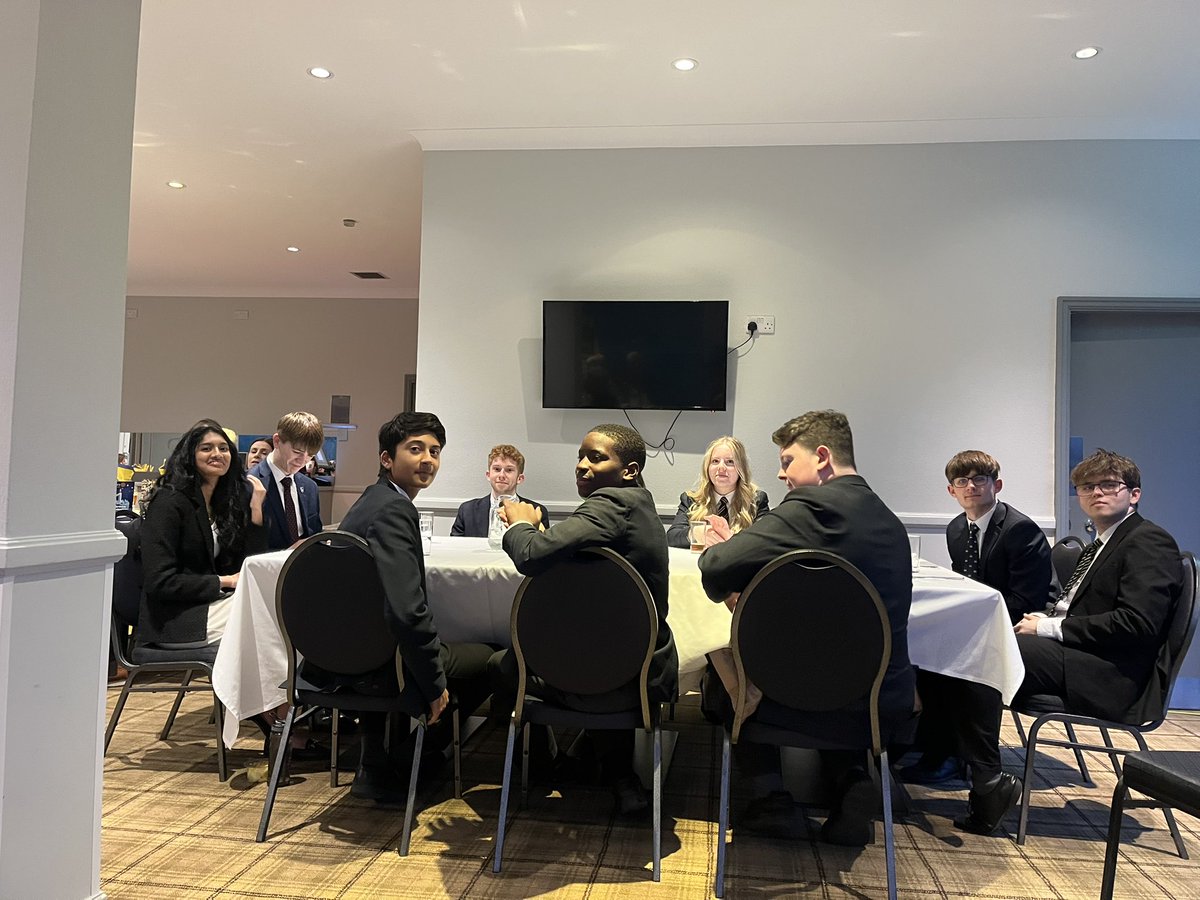 Our musicians are ready for dinner before they entertain the Rotary Cub of Doncaster Knights at their 1st Birthday Celebration! 
#doncasterisgreat