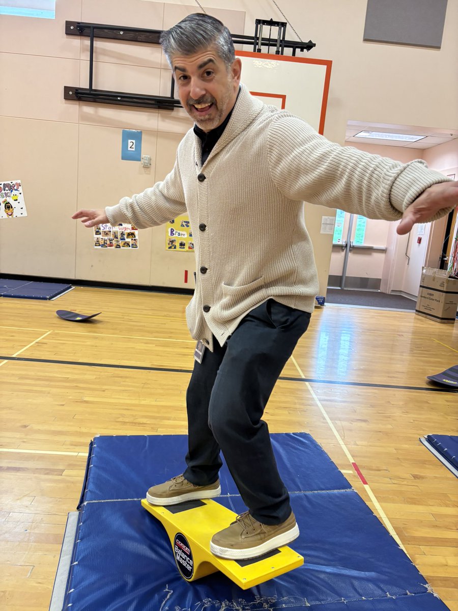 AnzaloneCamasSupt tweet media