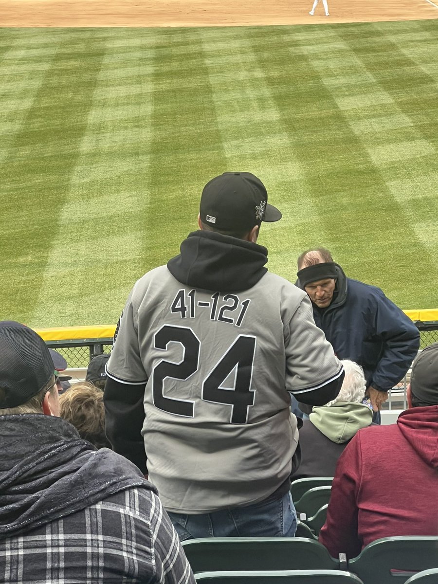 Ali (@aliwhitesox) on Twitter photo 