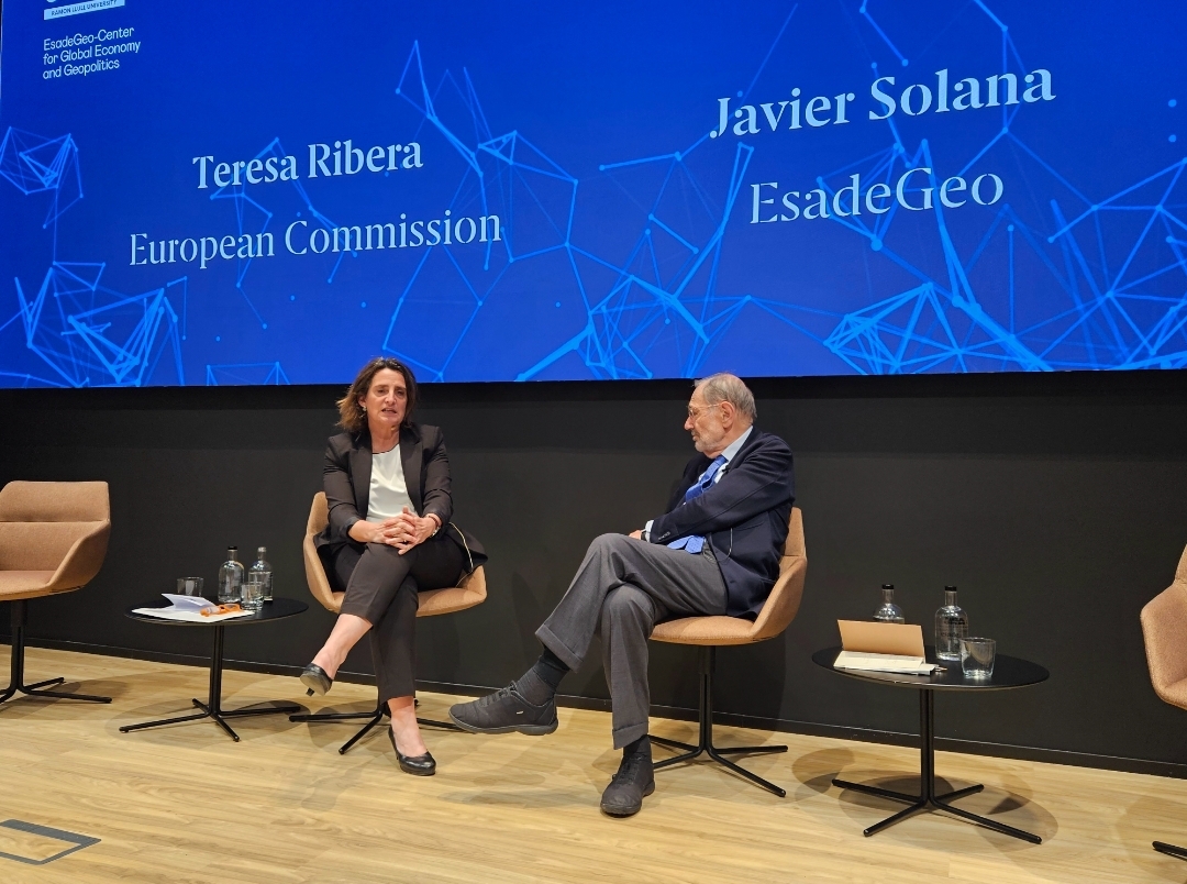 MCanalFontcubertaEU (@mariacanaleu) on Twitter photo Todo un placer escuchar a <a href="/Teresaribera/">Teresa Ribera</a> conversar con <a href="/javiersolana/">Javier Solana</a> en <a href="/EsadeGeo/">EsadeGeo</a> durante la 13º edición del Global Annual Energy Meeting: "El shock que estamos viviendo permite ver con mayor claridad todavía la importancia de mantenernos unidos en la búsqueda de soluciones a los Todo un placer escuchar a <a href="/Teresaribera/">Teresa Ribera</a> conversar con <a href="/javiersolana/">Javier Solana</a> en <a href="/EsadeGeo/">EsadeGeo</a> durante la 13º edición del Global Annual Energy Meeting: "El shock que estamos viviendo permite ver con mayor claridad todavía la importancia de mantenernos unidos en la búsqueda de soluciones a los