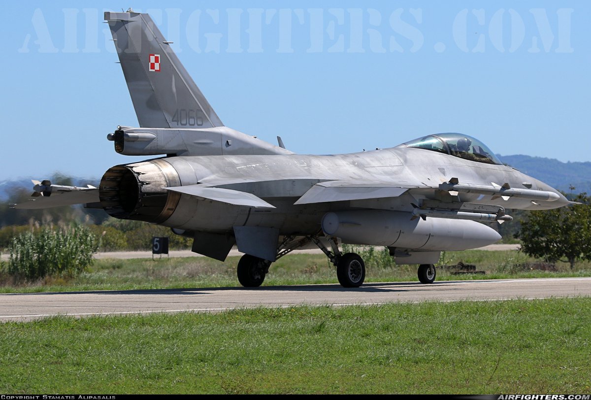 Stam_A337's tweet photo. 🇵🇱 Polish Air Force participate in exercise Iniochos '25 with F-16 Block 52 from 31BLT based in Poznań-Krzesiny AFB.
#PolishAF #F16BLOCK52 #31BLT #Poznan_KrzesinyAFB #Iniochos25 #AndravidaAFB
https://t.co/U1oyIxyLp2 https://t.co/U4hnpuEzU4