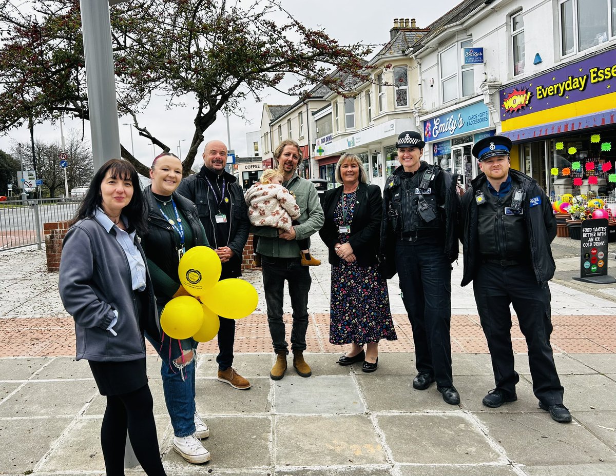 JonDingle01's tweet photo. Pleased to join our local Labour councillor team, St Budeaux Co-op, local businesses, USDAW, and police to launch the Freedom from Fear campaign in St Budeaux Square. https://t.co/AlwSzarwdW