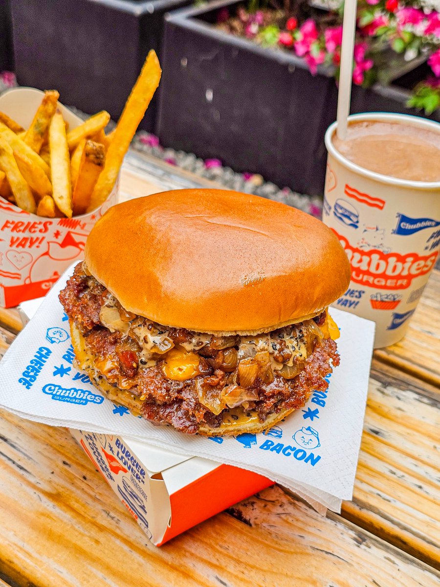 chubbiesburger tweet media
